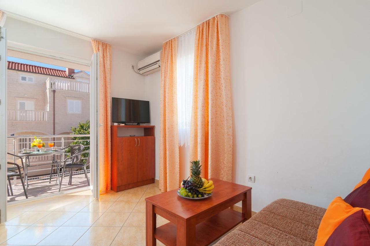 Apartments Island Beat Supetar Quarto foto