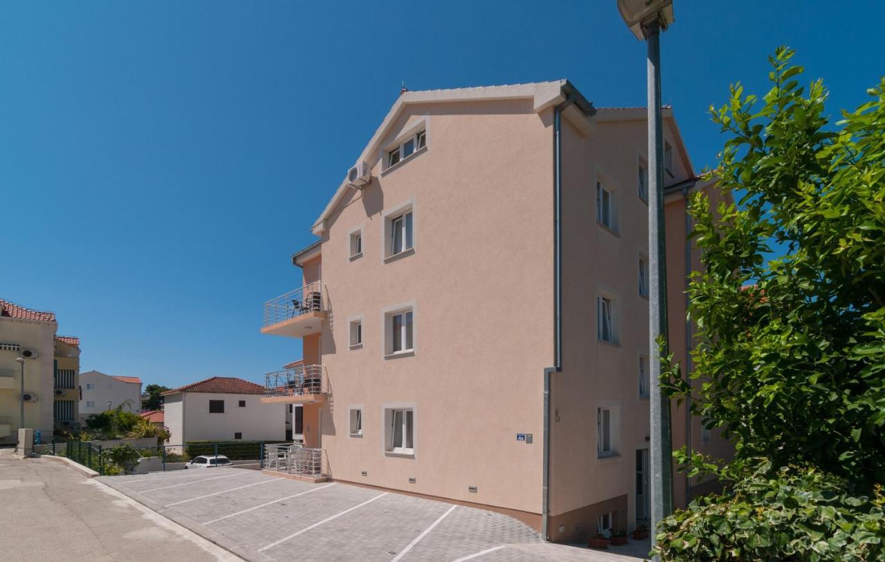 Apartments Island Beat Supetar Exterior foto