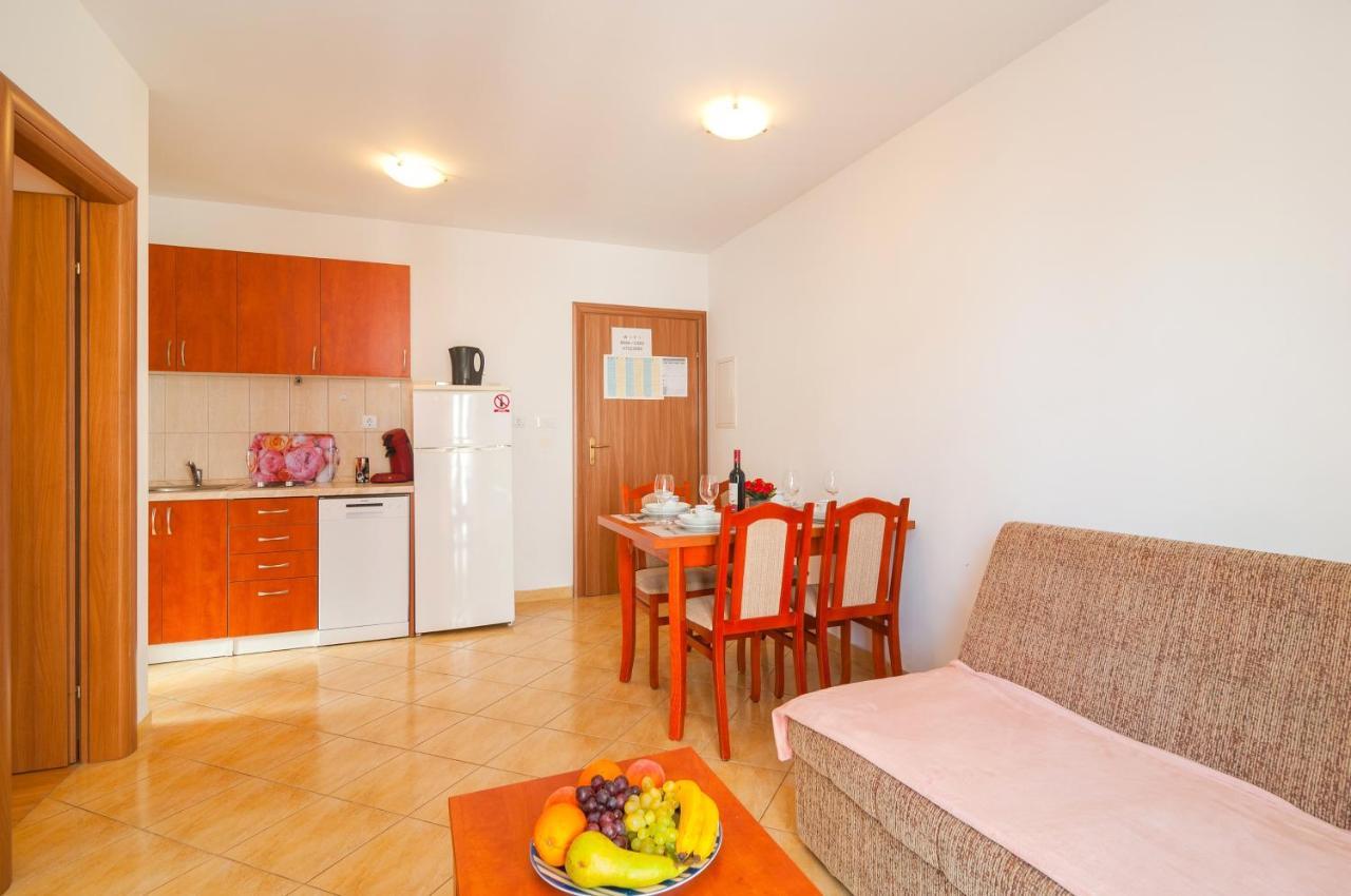 Apartments Island Beat Supetar Exterior foto