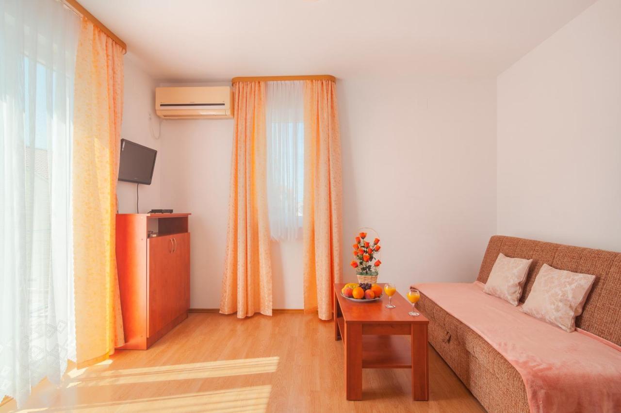 Apartments Island Beat Supetar Exterior foto